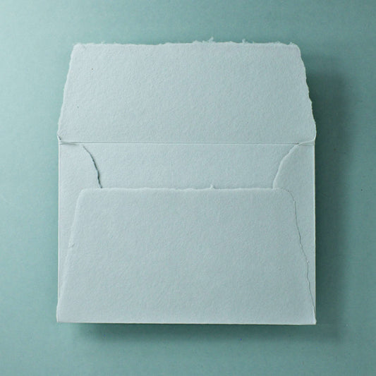 Büttenpapier-Umschlag B6 - Trapezlasche - lichtgrau