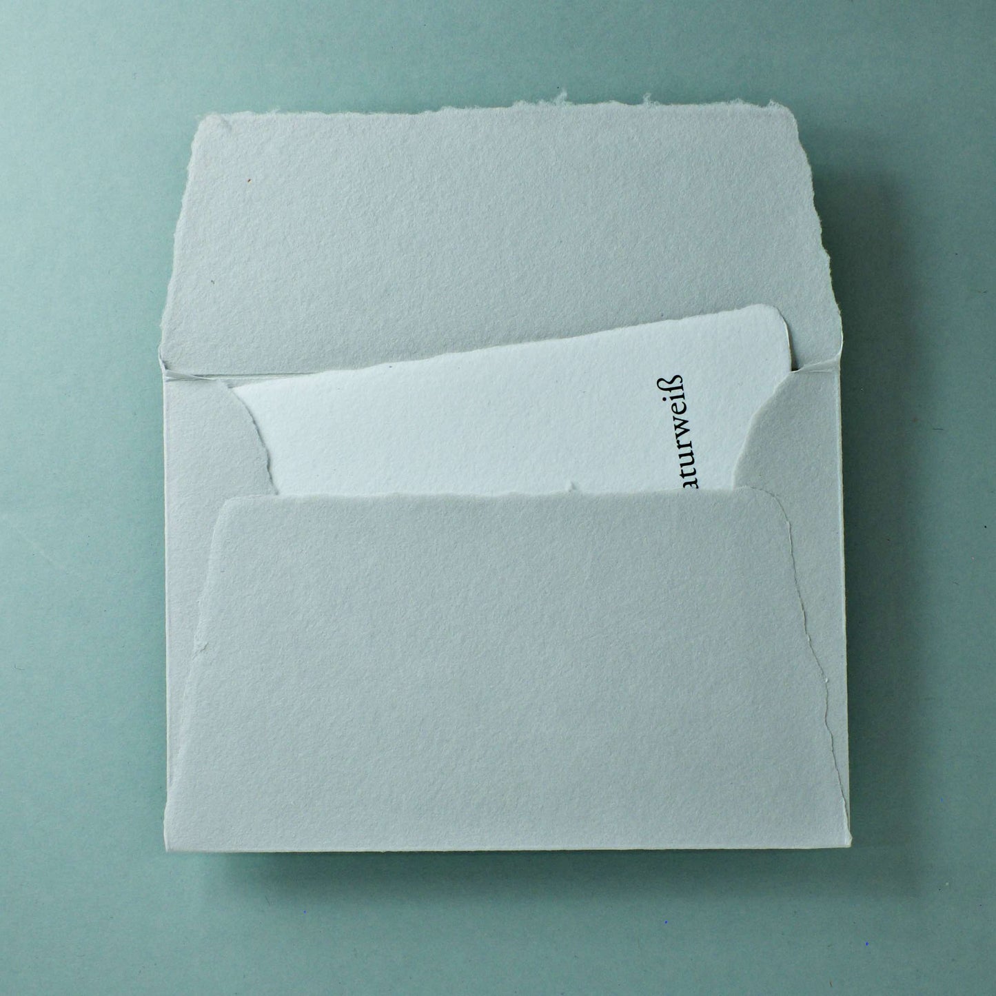 Büttenpapier-Umschlag B6 - Trapezlasche - lichtgrau