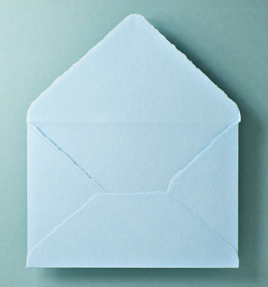 Büttenpapier-Umschlag C5 - Dreieckslasche - babyblau