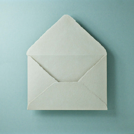 Büttenpapier-Umschlag C6 - Dreieckslasche - sand