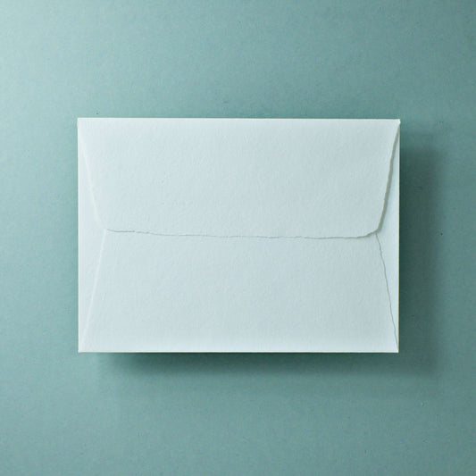 Büttenpapier-Umschlag B6 - Trapezlasche  - naturweiß