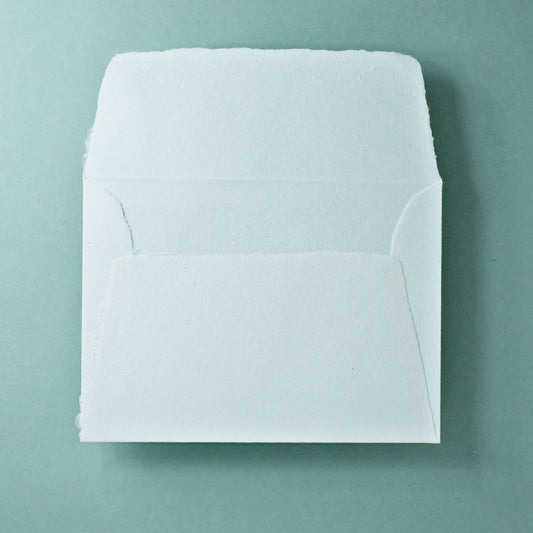 Büttenpapier-Umschlag B6 - Trapezlasche  - naturweiß