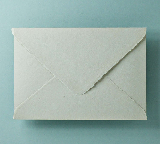 Büttenpapier-Umschlag C5 - Dreieckslasche  - sand