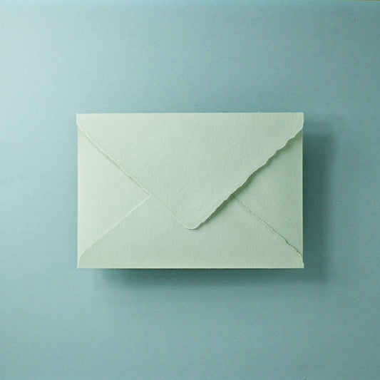 Büttenpapier-Umschlag C6 - Dreieckslasche - matcha