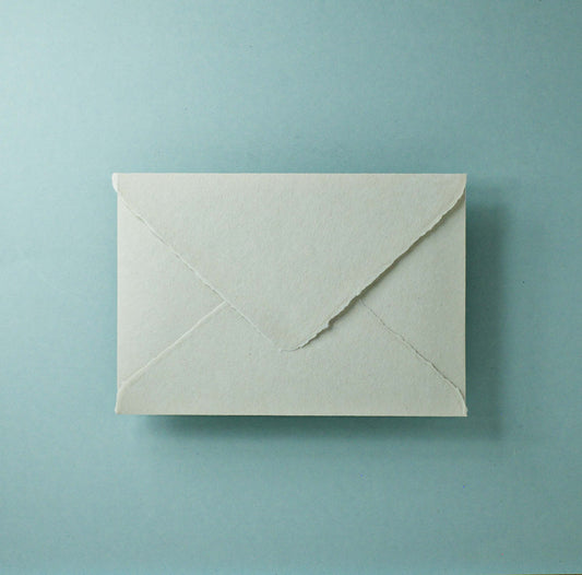 Büttenpapier-Umschlag C6 - Dreieckslasche  -  sand