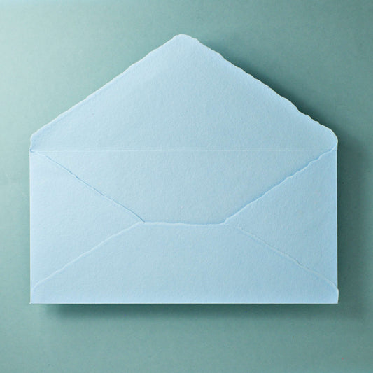 Büttenpapier-Umschlag DIN-lang - Dreieckslasche  - babyblau