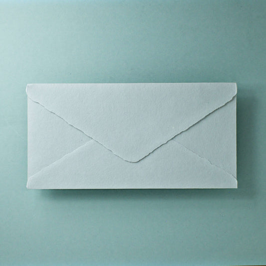 Büttenpapier-Umschlag DIN-lang - Dreieckslasche - lichtgrau