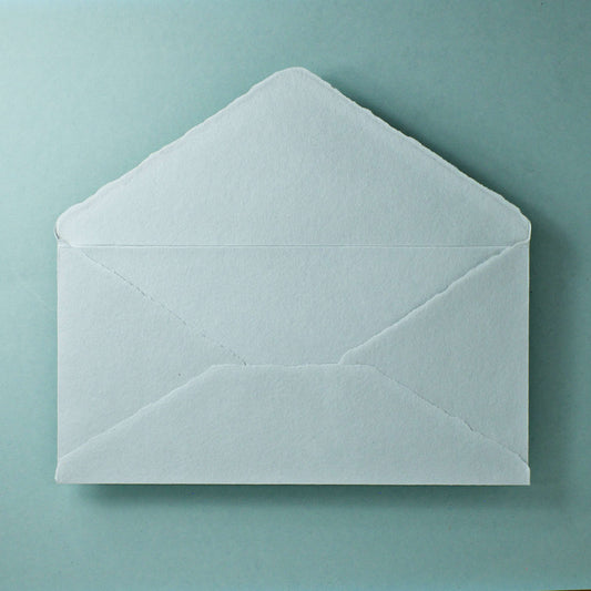 Büttenpapier-Umschlag DIN-lang - Dreieckslasche  - lichtgrau