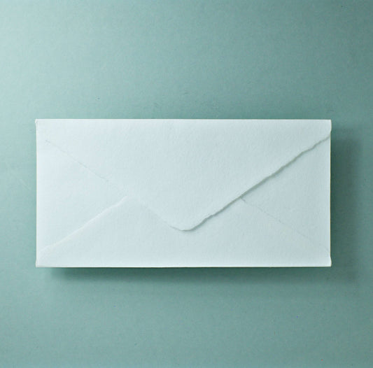 Büttenpapier-Umschlag DIN-lang - Dreieckslasche  - naturweiß