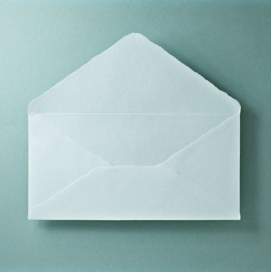 Büttenpapier-Umschlag DIN-lang - Dreieckslasche  - naturweiß